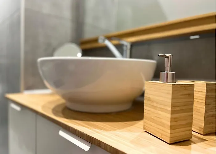 Z Duzymi Tarasami Ogrod Centrum *