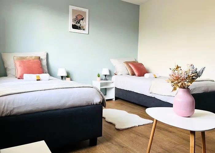 Z Duzymi Tarasami Ogrod Centrum Apartment *